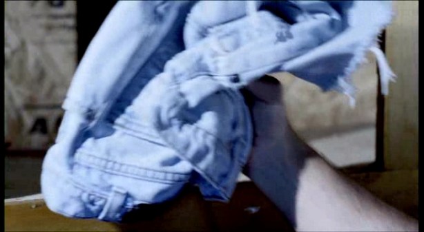 Deadliest Prey (2013).avi_003539494